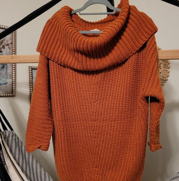 Umgee Oversized Cowlneck Sweater - Picture 2 of 6